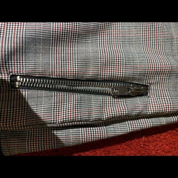 Designer pants - Picture 2 of 5